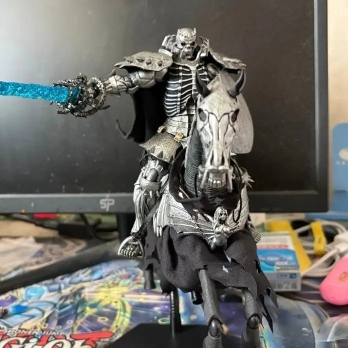 Berserk Figures Skull Knight